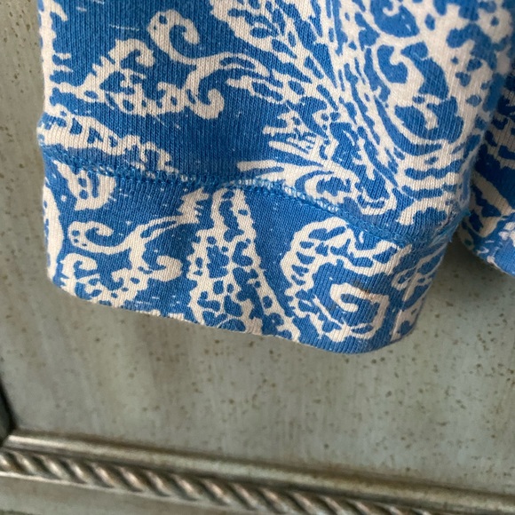 Turquoise/white cotton sweater w/ buttons down the front and 3/4 sleeve - Picture 4 of 7